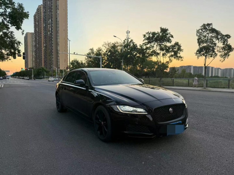荊州20年捷豹XFL3