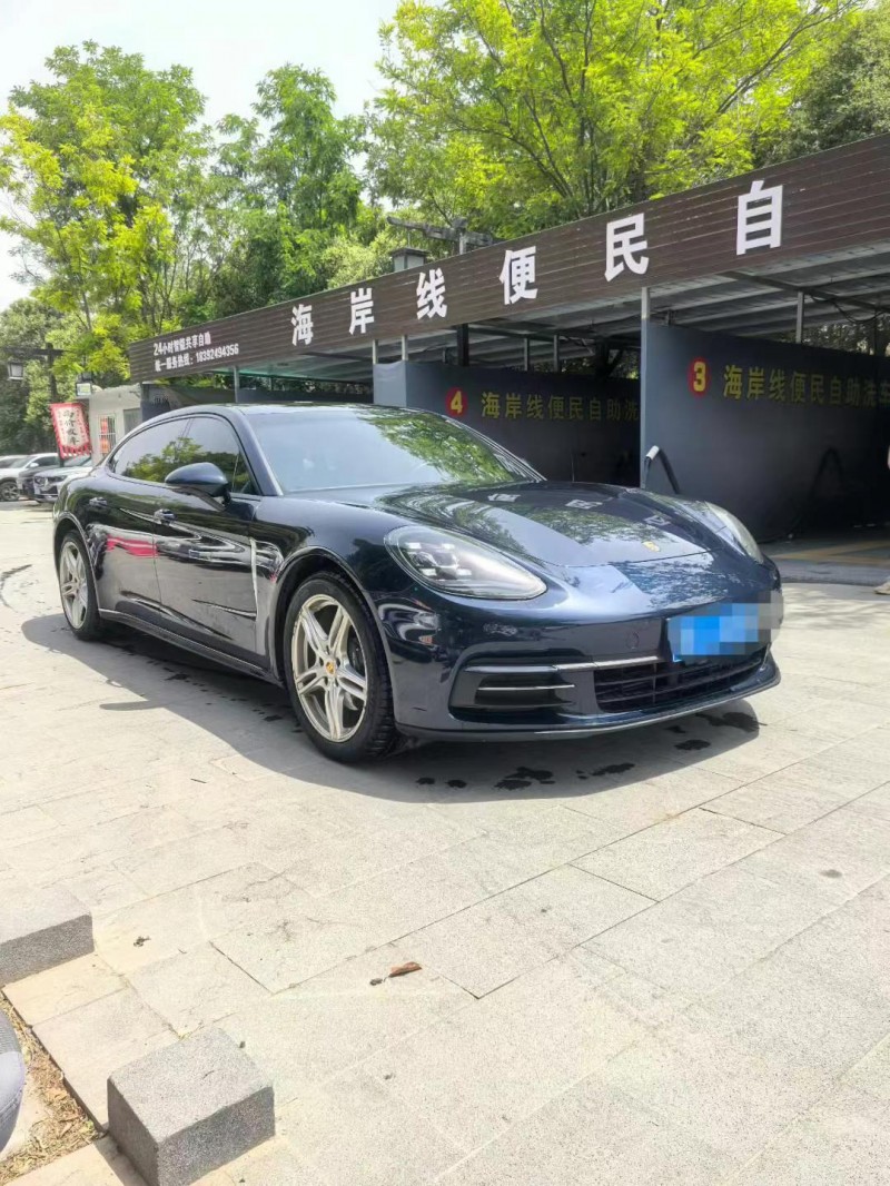 西安18年保時捷帕拉梅拉2