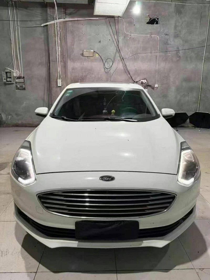 徐州20年福特福睿斯1