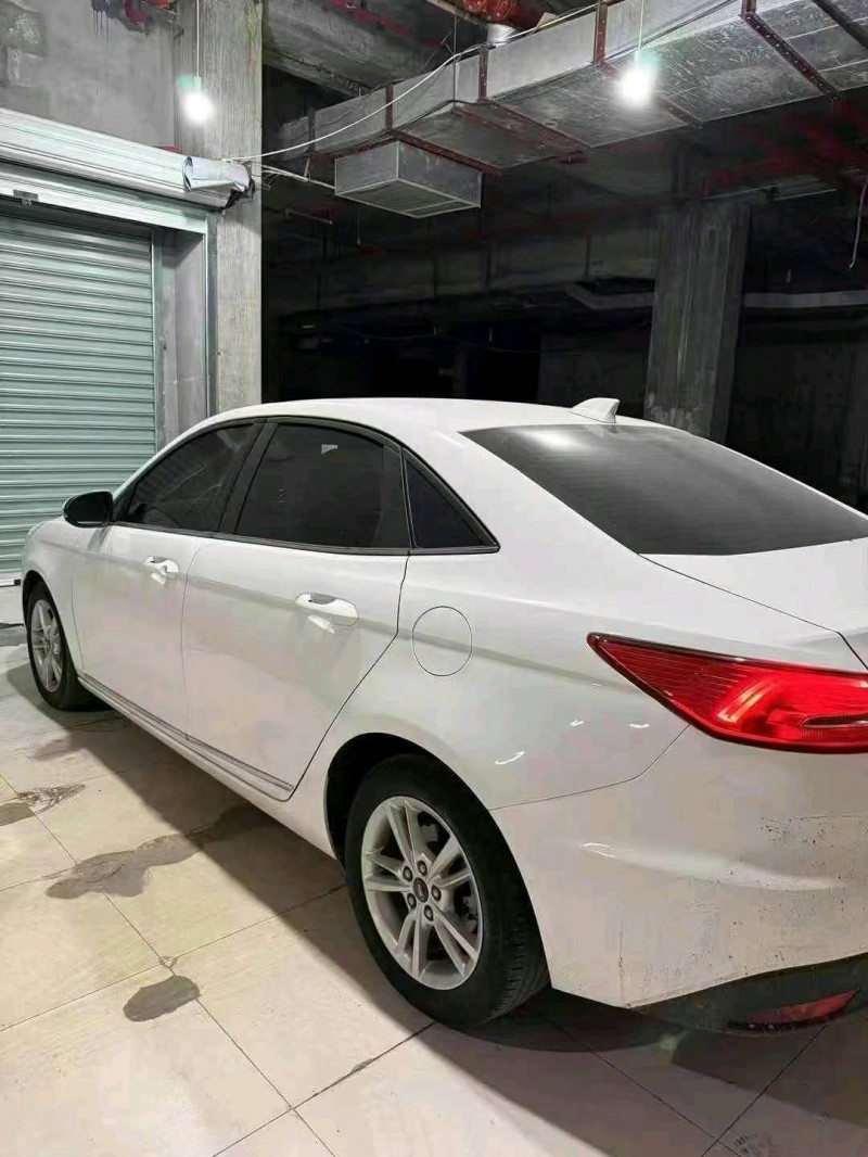 徐州20年福特福睿斯8