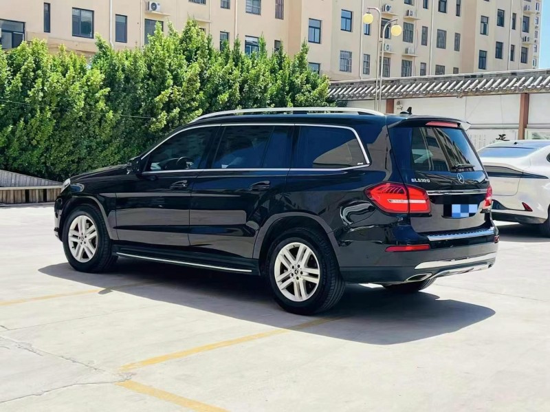 東營19年奔馳GLS7