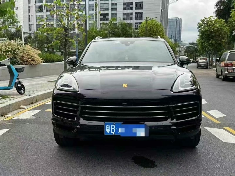 廣州19年保時捷卡宴1