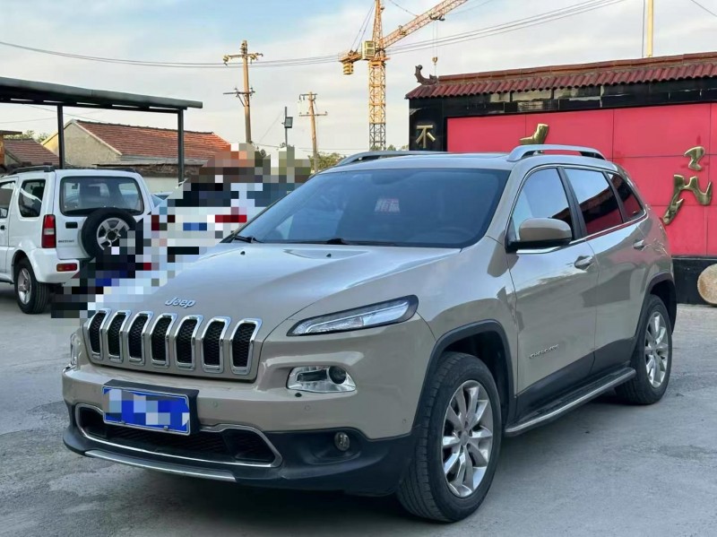 淄博18年Jeep自由光2