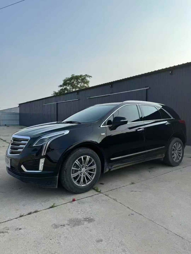 唐山17年凱迪拉克XT52