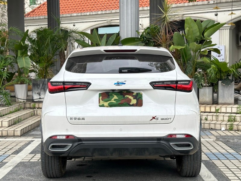 东莞22年长安汽车欧尚9