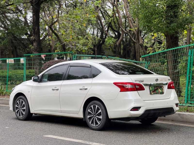 東莞20年日產軒逸8