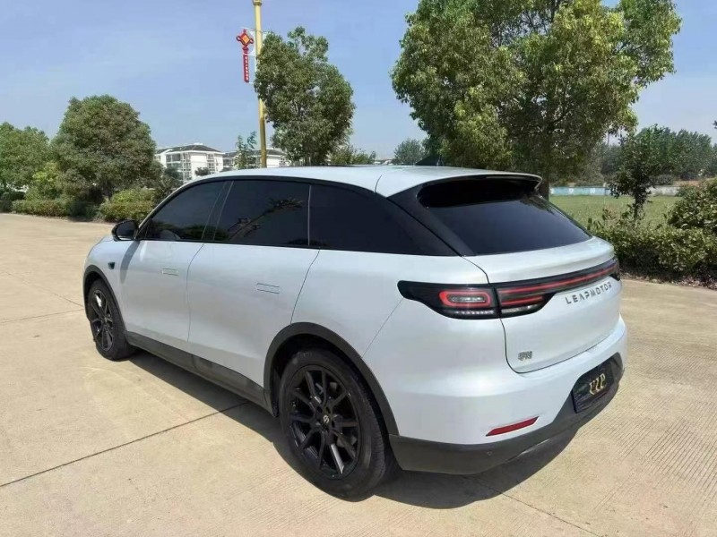 徐州23年零跑汽車C118