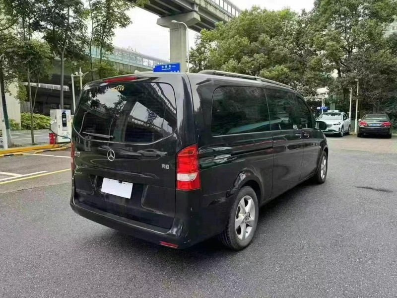 衡陽19年奔馳威霆9