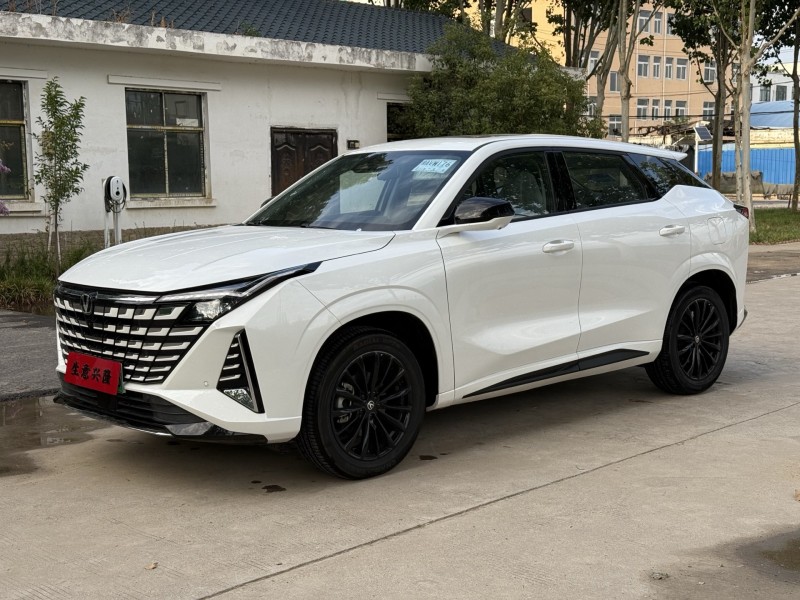 鄭州25年長安汽車UNI9