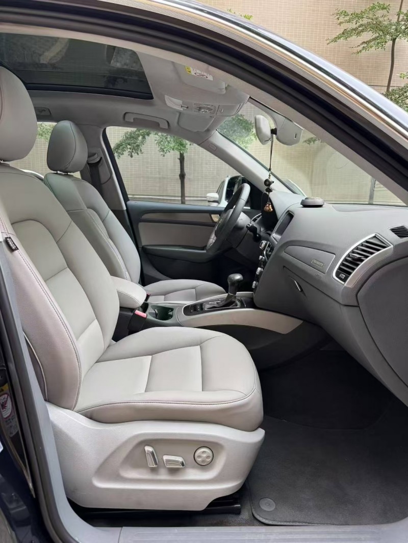 佛山16年奥迪Q57