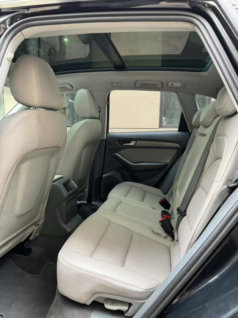 佛山16年奥迪Q59