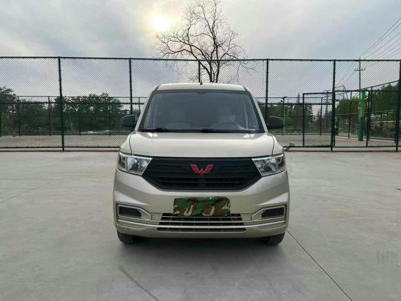 徐州21年五菱汽車宏光1