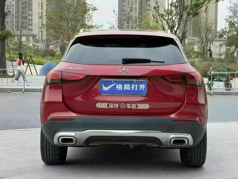 東莞22年奔馳GLA9