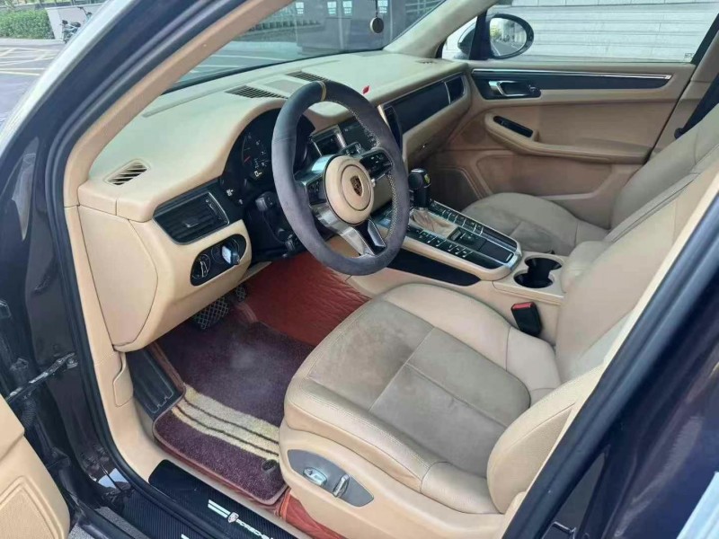 萊蕪14年保時捷Macan5