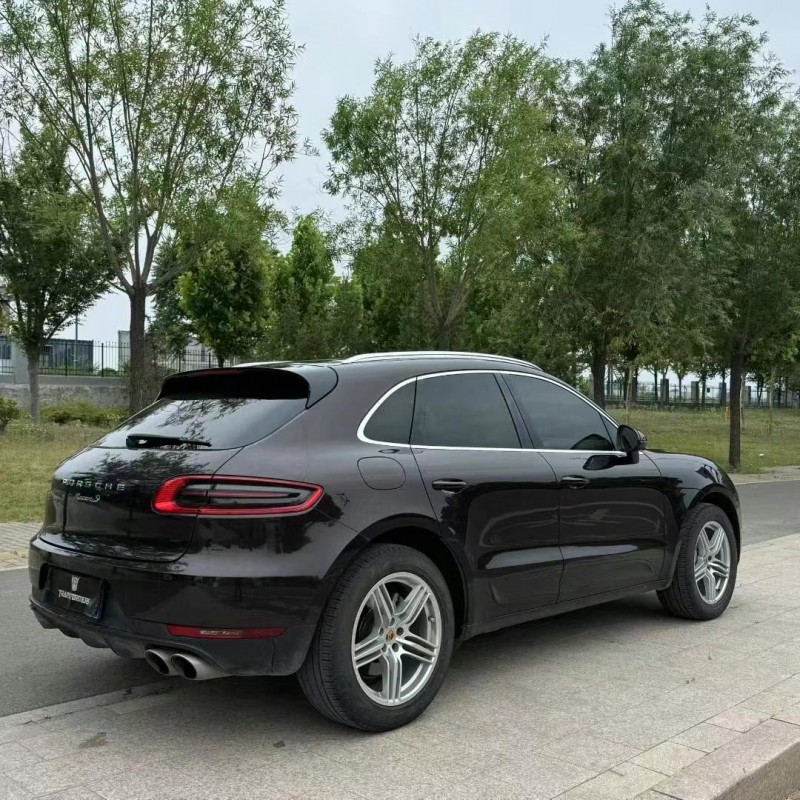 東營15年保時捷Macan8
