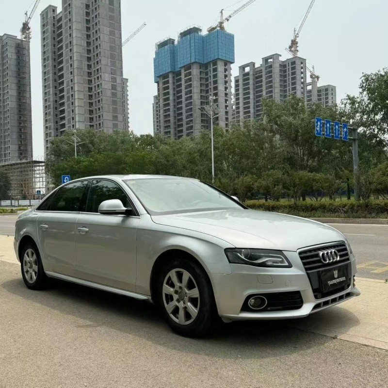泰安12年奧迪A4L2