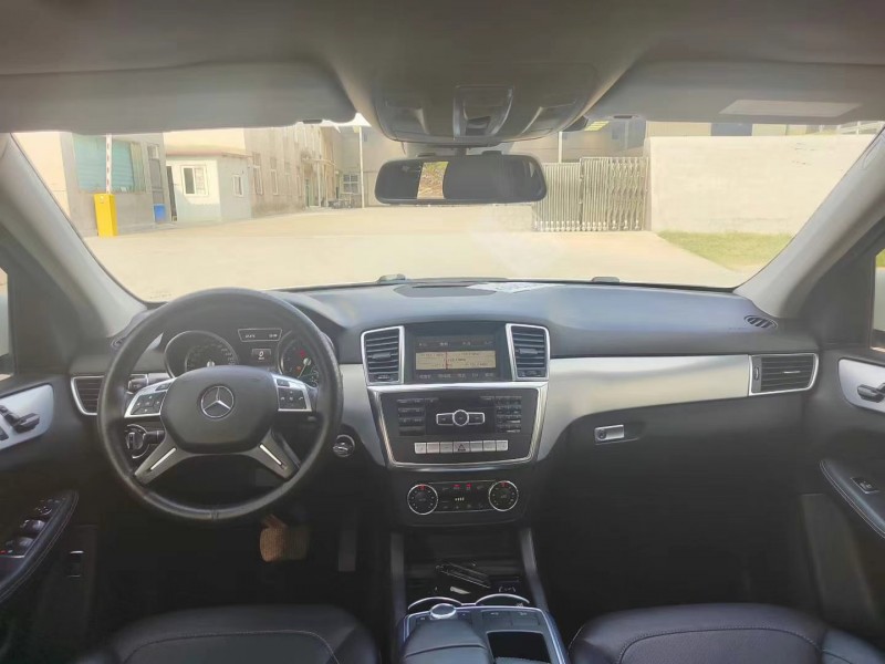 徐州14年奔驰ML7