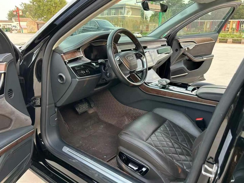 徐州20年奥迪A8L4