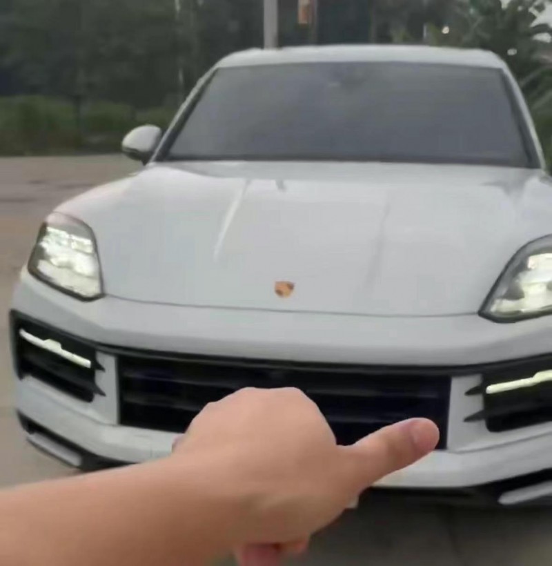 深圳23年保時捷卡宴1