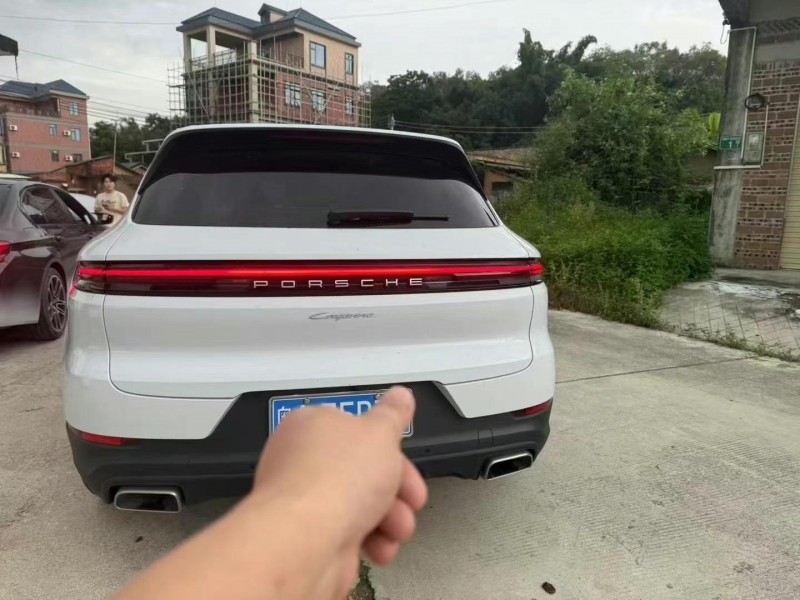 深圳23年保時捷卡宴6