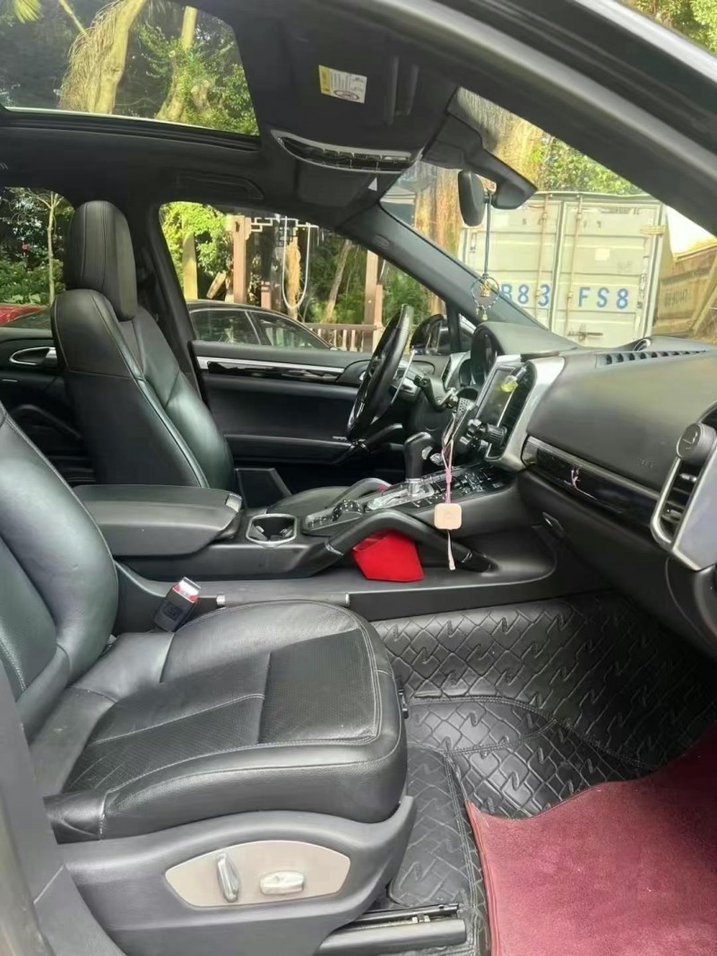 深圳18年保時捷卡宴7