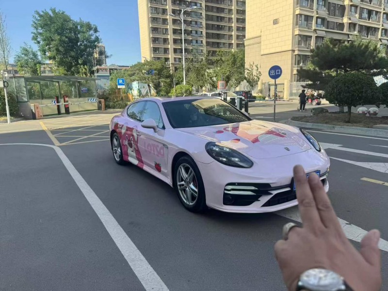 濟南13年保時捷帕拉梅拉3