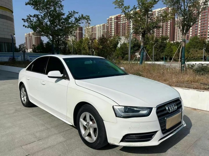 济南15年奥迪A4L3