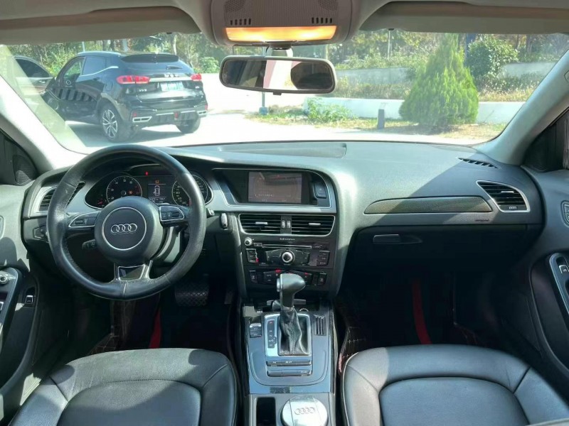 济南15年奥迪A4L5