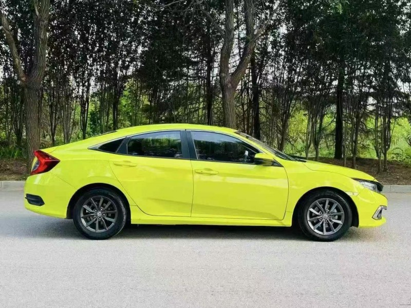 青岛19年本田思域3