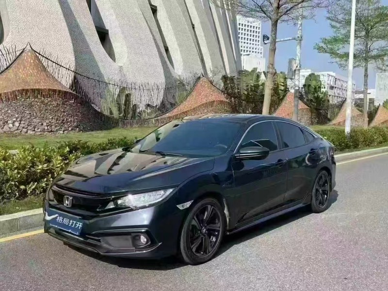 深圳21年本田思域3