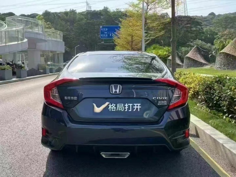 深圳21年本田思域9