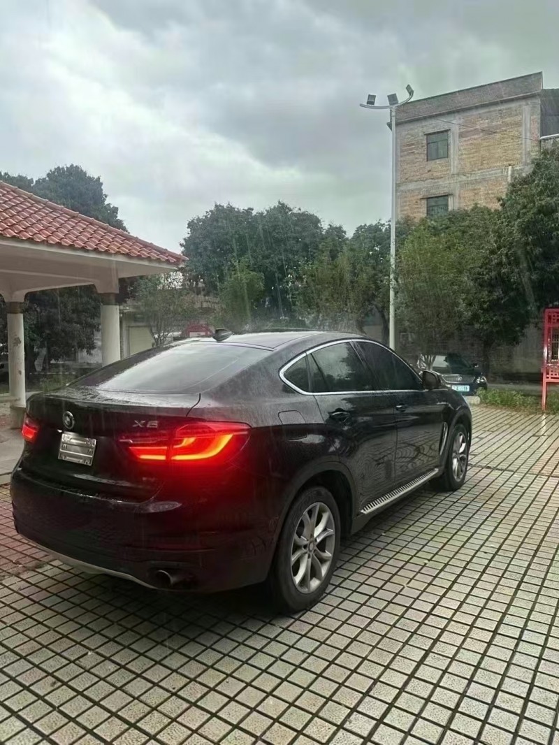 广州17年宝马X68