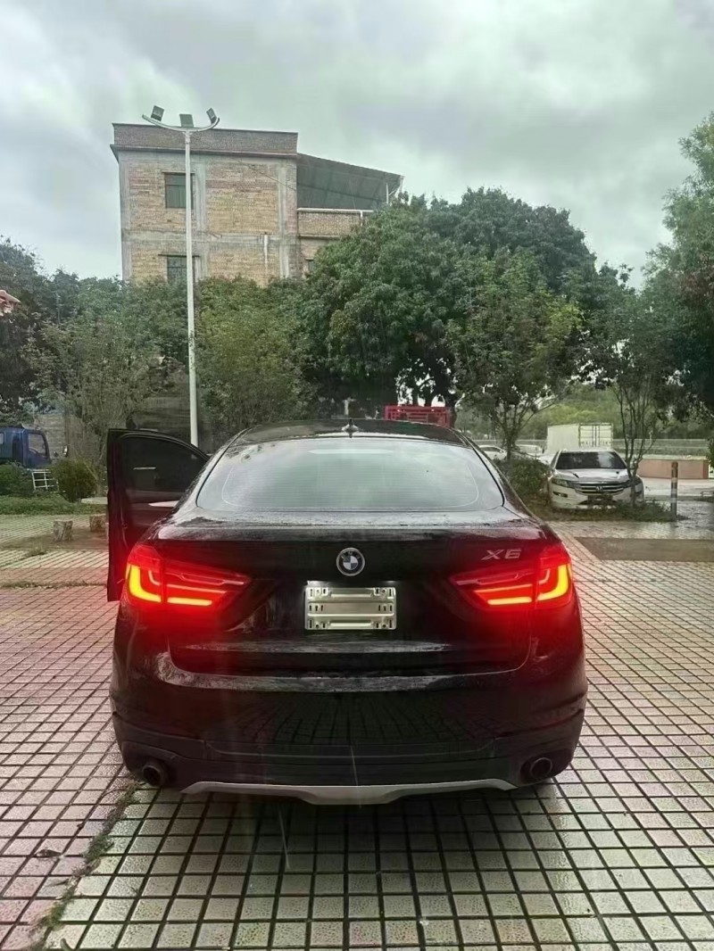 广州17年宝马X69