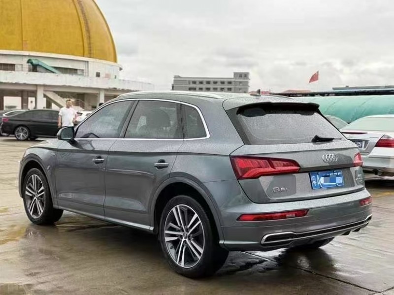 广州21年奥迪Q54