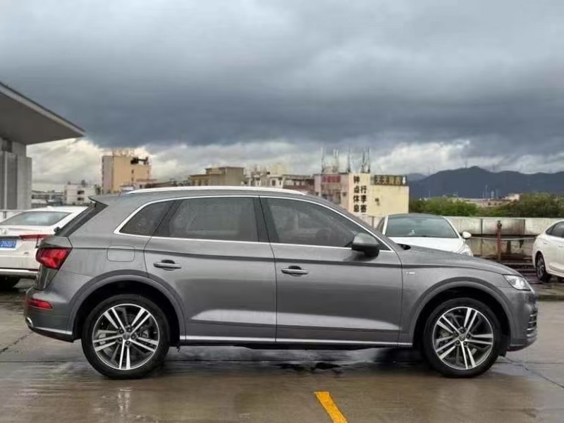 广州21年奥迪Q55