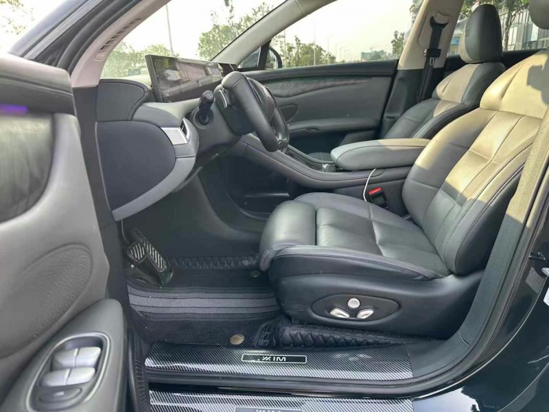 東莞24年智己LS65