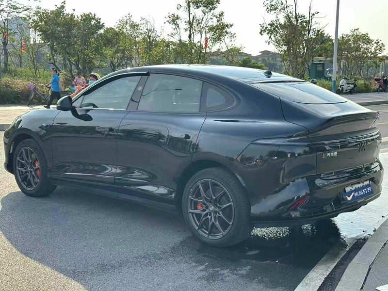 東莞24年智己LS68