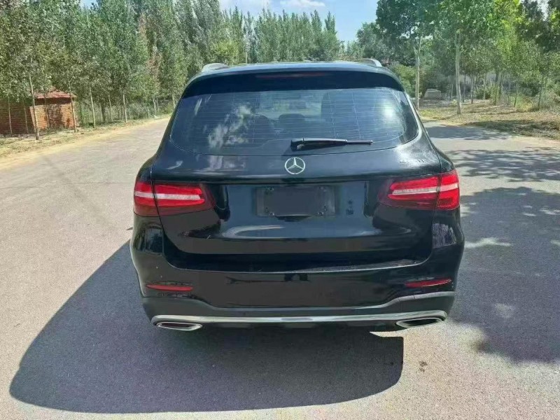 青岛16年奔驰GLC9