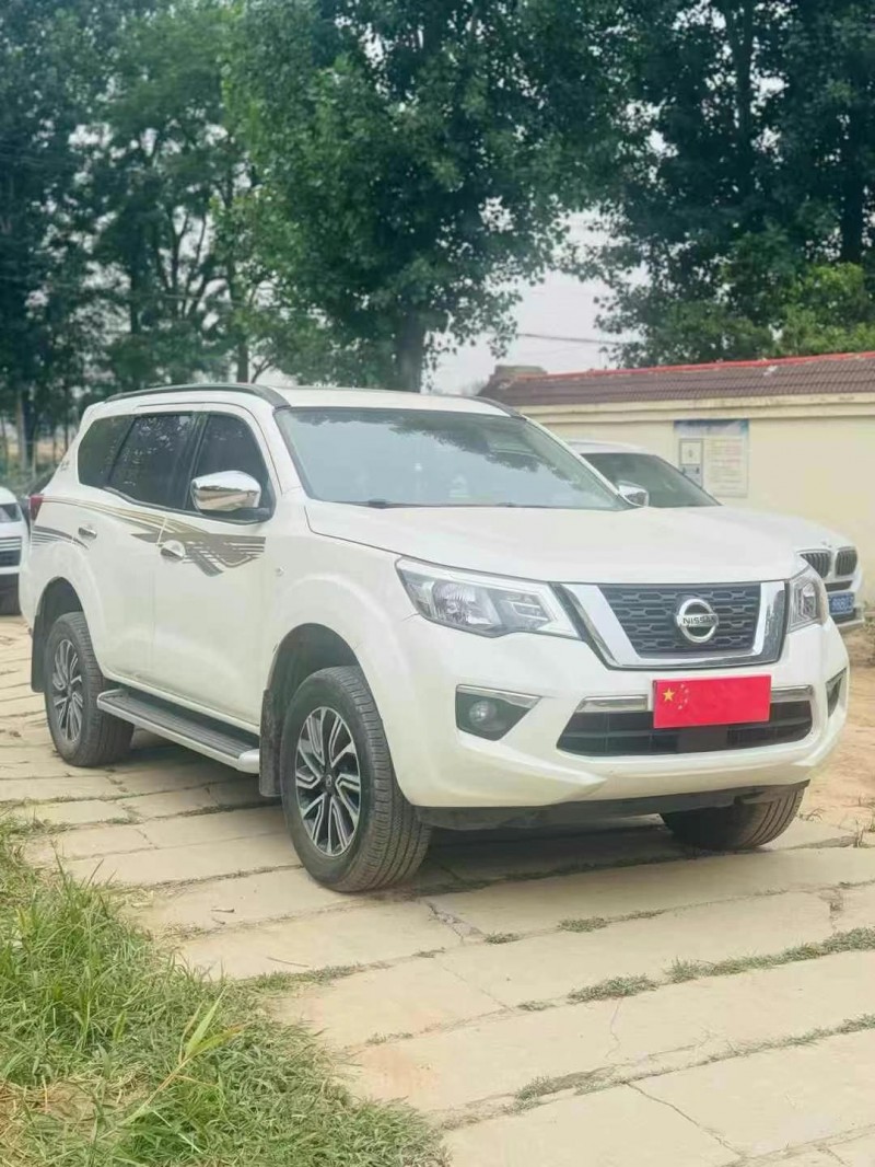 鶴壁19年日產途達2