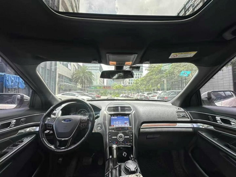 佛山17年福特探险者6