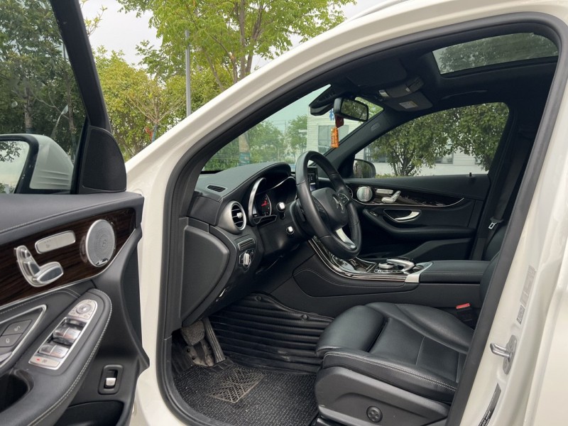 盐城19年奔驰GLC7