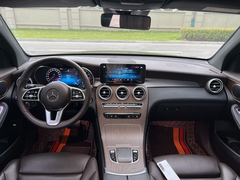 盐城22年奔驰GLC7