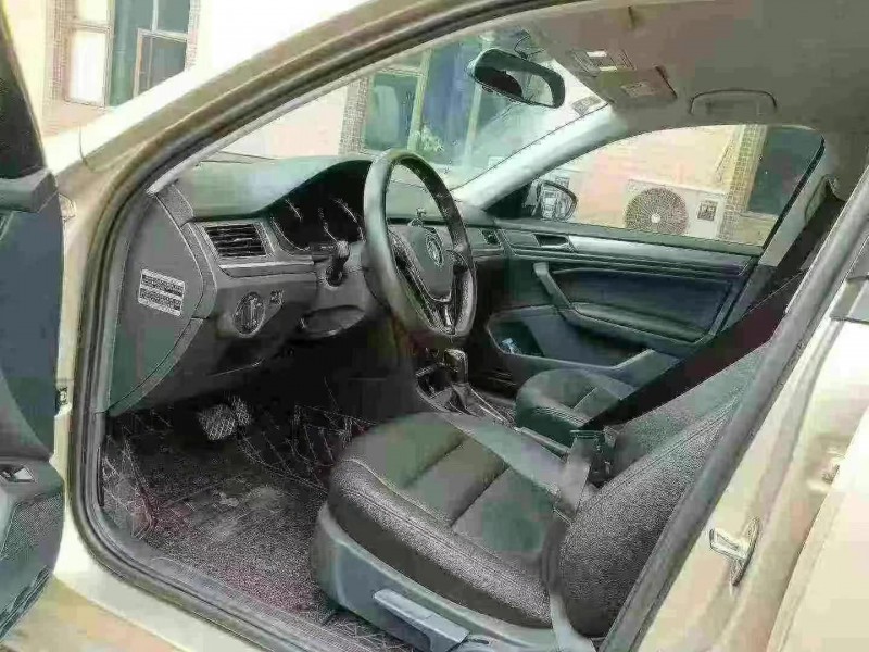 深圳17年大眾寶來5