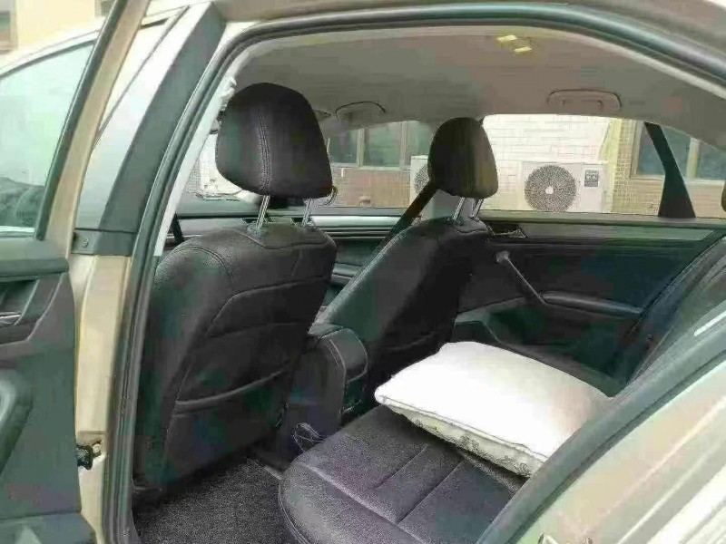 深圳17年大眾寶來6