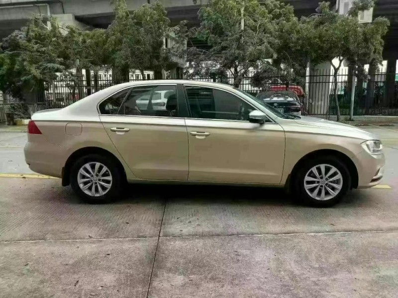 深圳17年大眾寶來7