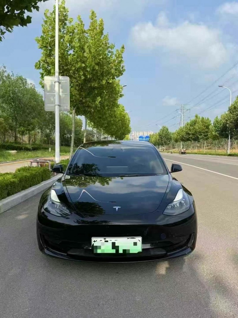青島22年特斯拉MODEL 31