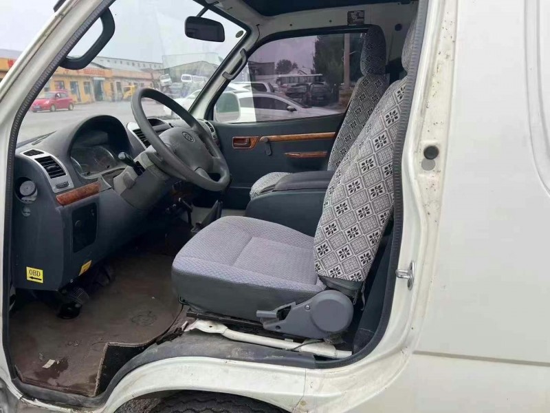 淄博21年金旅金旅考斯特5