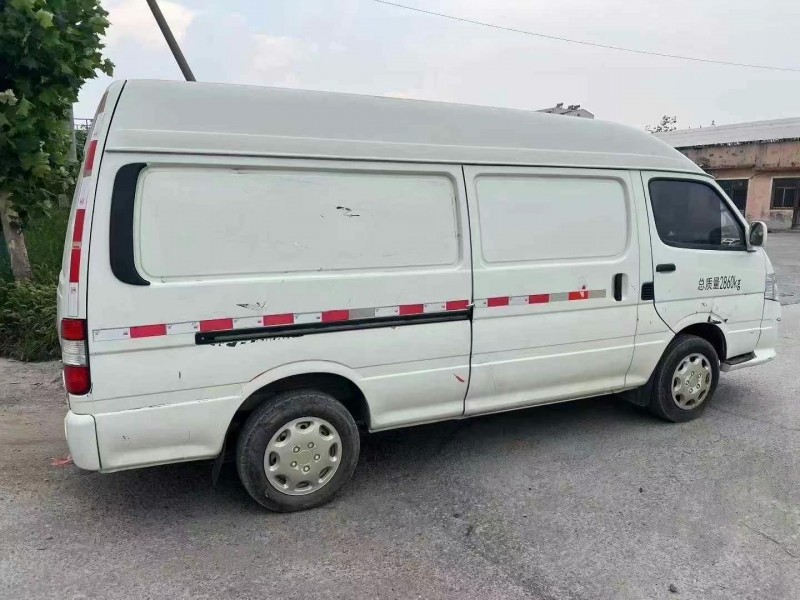 淄博21年金旅金旅考斯特7