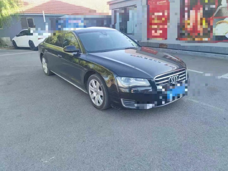 青岛13年奥迪A8L3