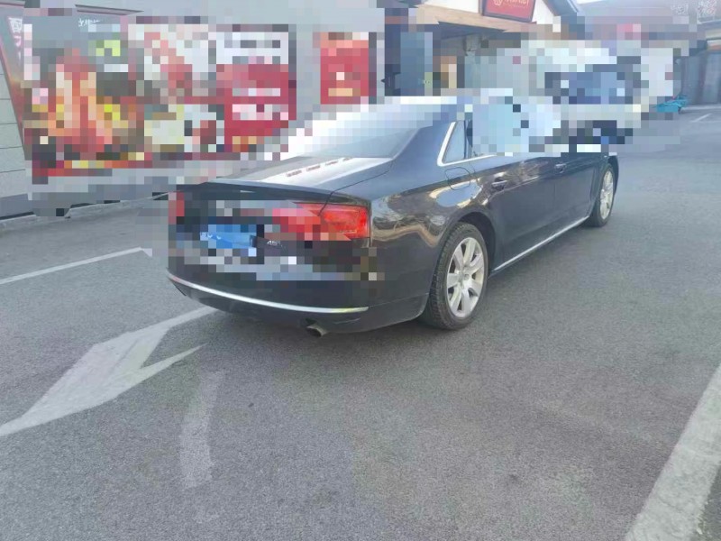 青岛13年奥迪A8L7